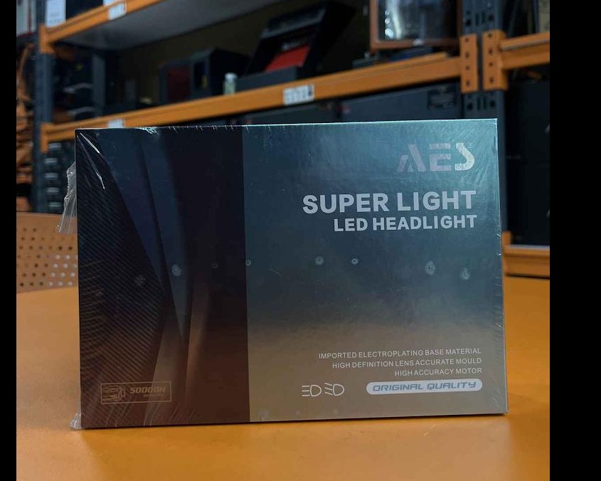 AES Super Light LED