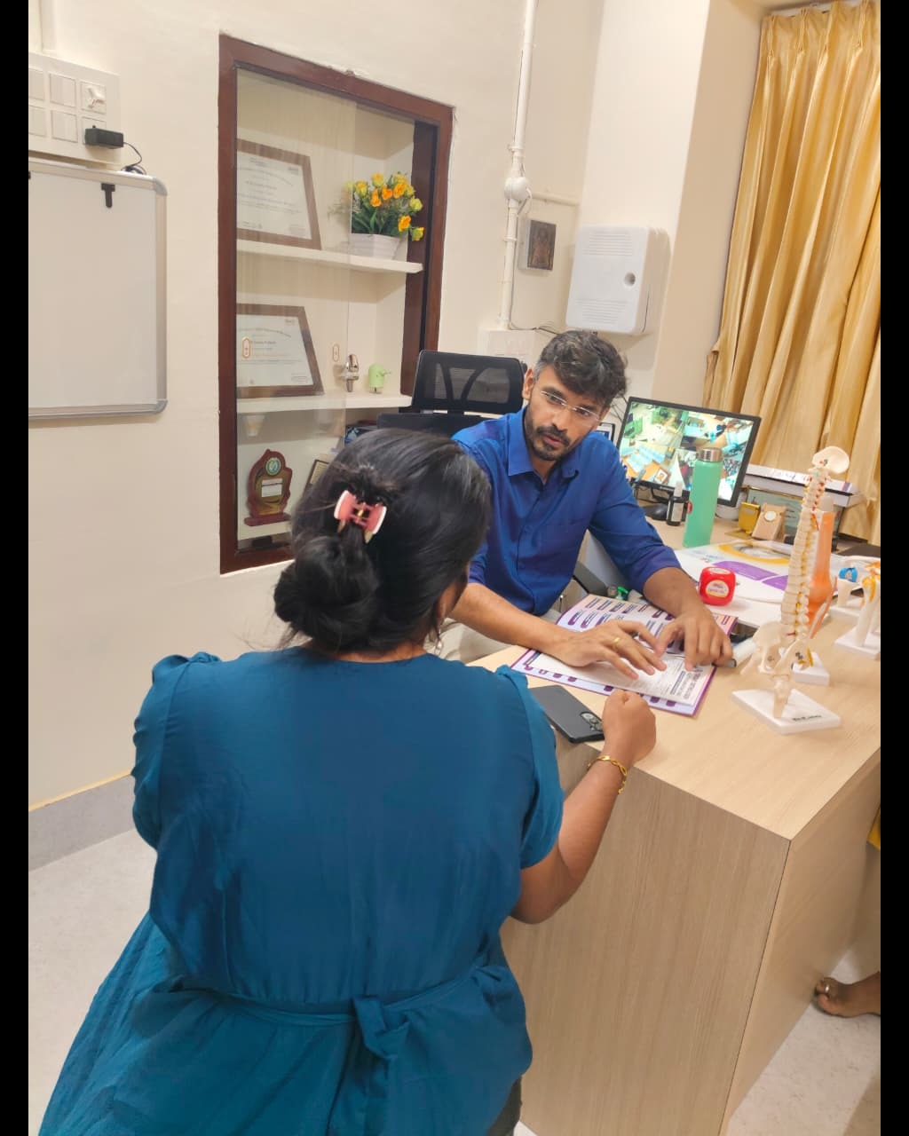 Knee treatment Thillai Nagar main image