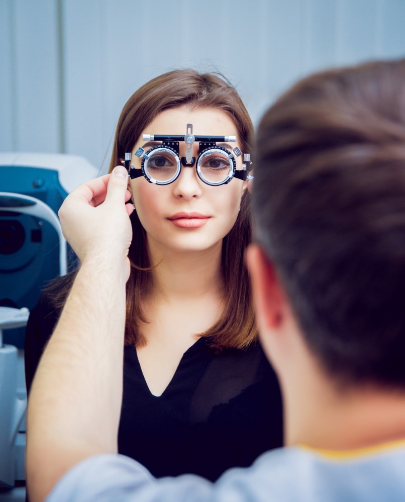 Choosing the Right Spectacles Starts with a Comprehensive Eye Examination