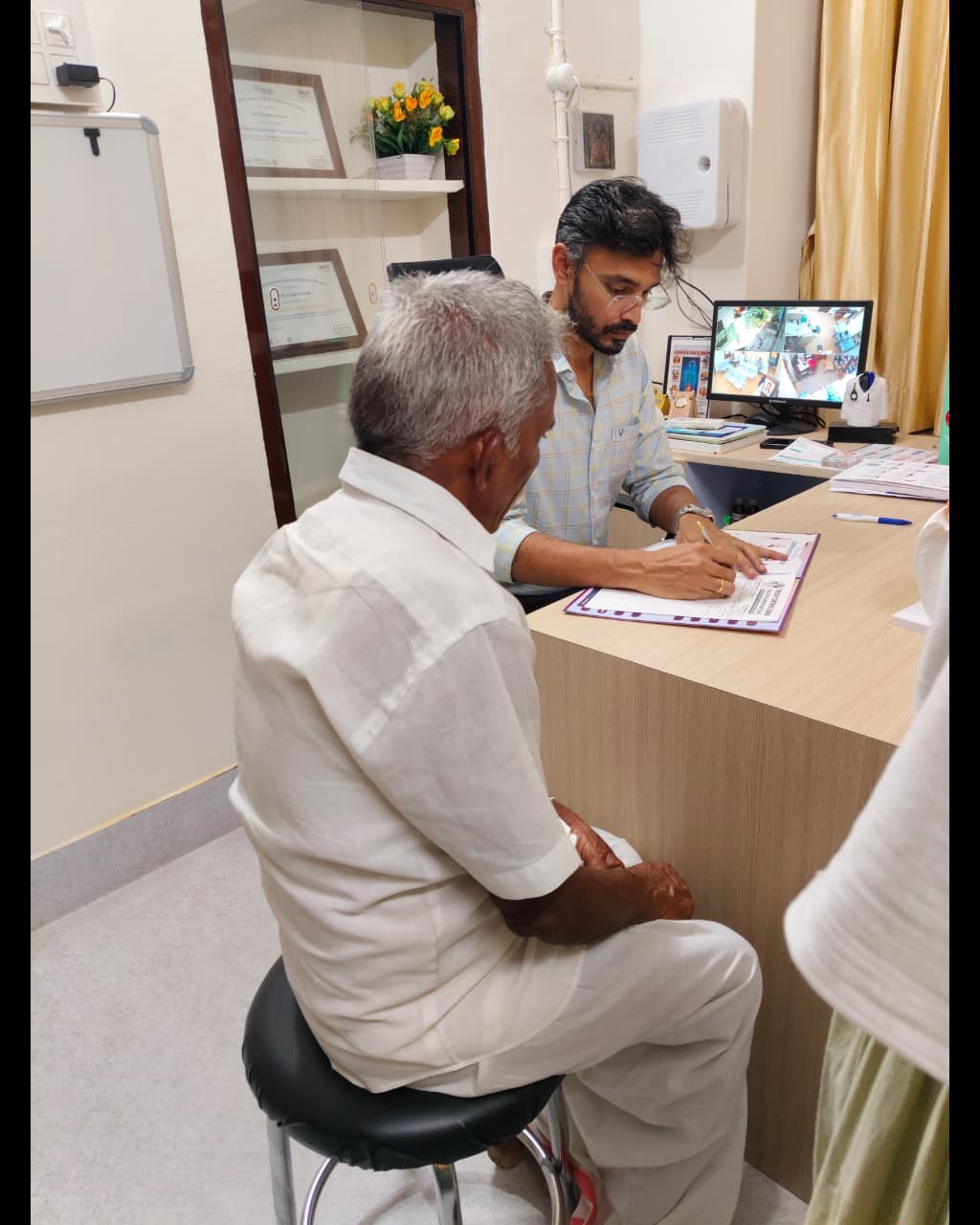 Joint pain specialist Woraiyur main image