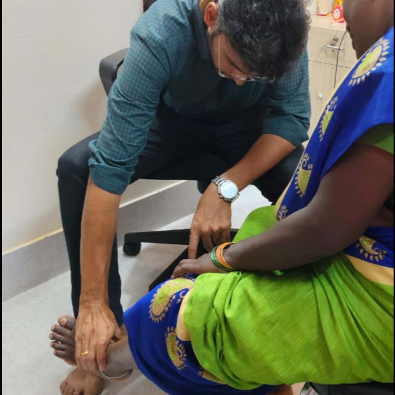 Partial Knee Replacement in Trichy main image