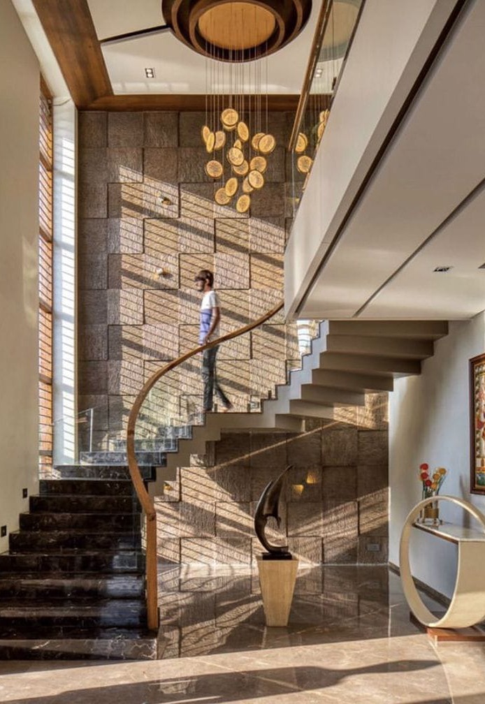 Luxury Statement Staircase With Artistic Lighting
