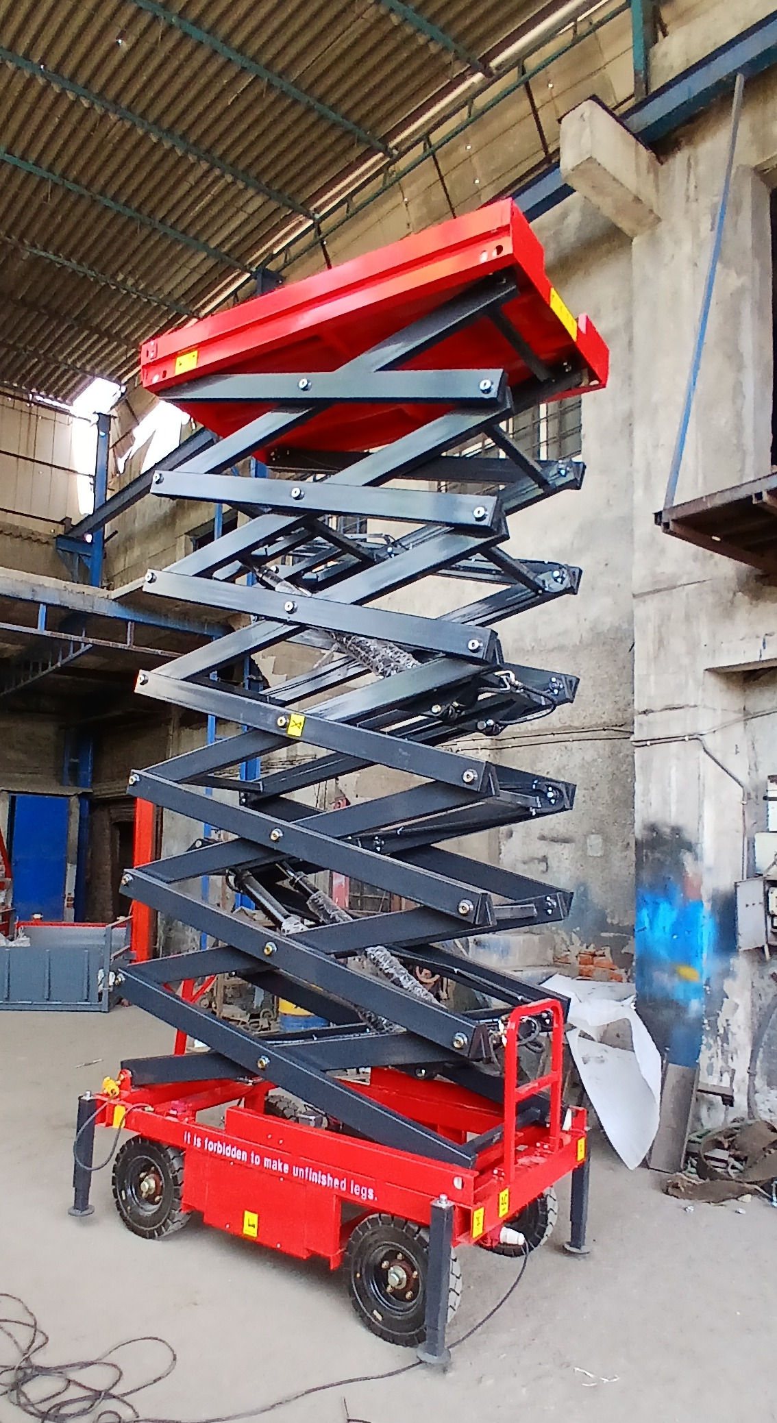 Mobile Scissor Lift Table Manufacturer in India