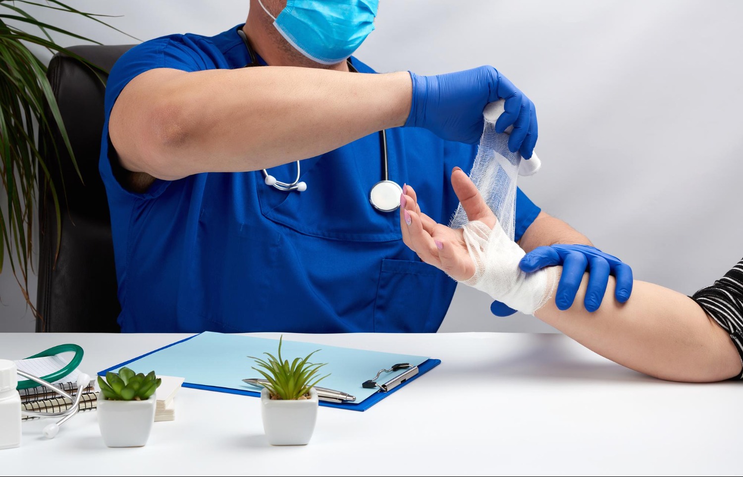 What To Know Before Starting Fracture Treatment After An Injury