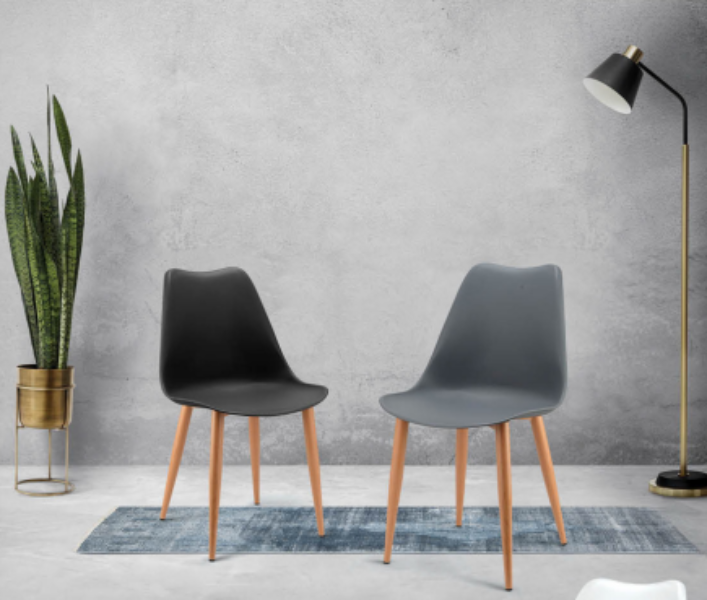 Cafe Chair Manufacturer for Hospitality Projects in Delhi