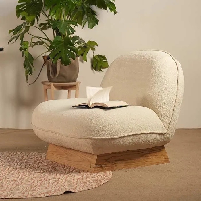 Stylish chairs for living room