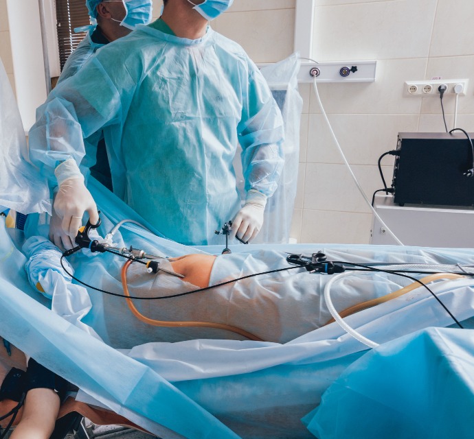 Laparoscopic Surgeons Explain Minimally Invasive Gynecological Surgery