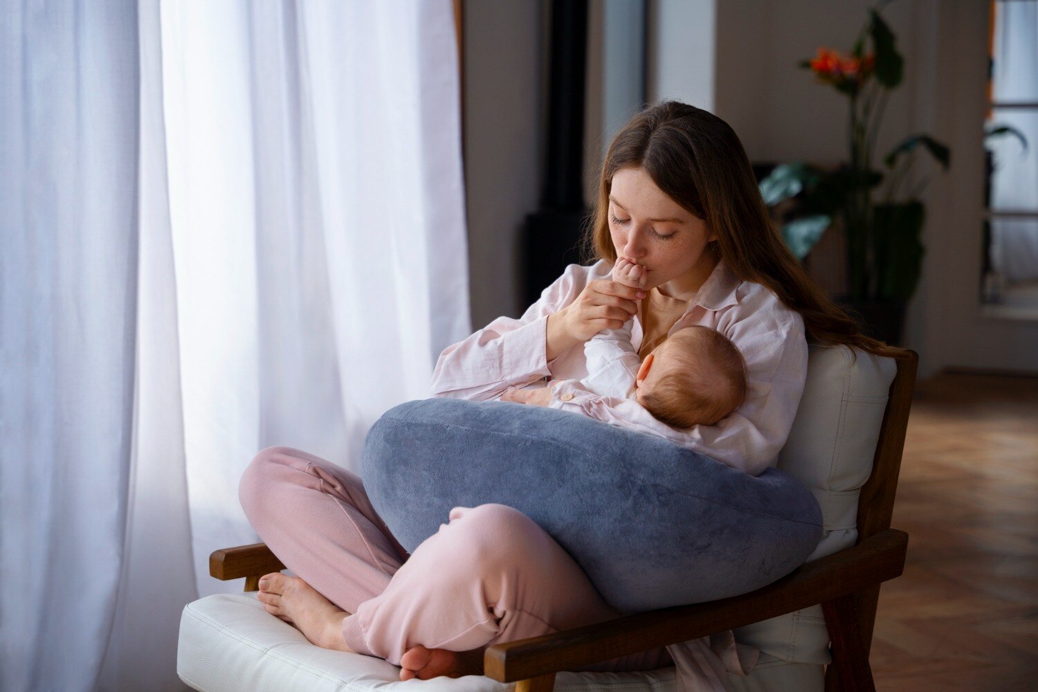 Postnatal Care Lactation Support in Byculla What Your Visit Includes