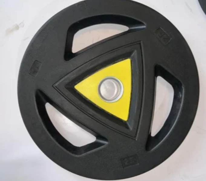Rubber Gym Weight Plates or Traditional Plates What Should Commercial Gyms Choose