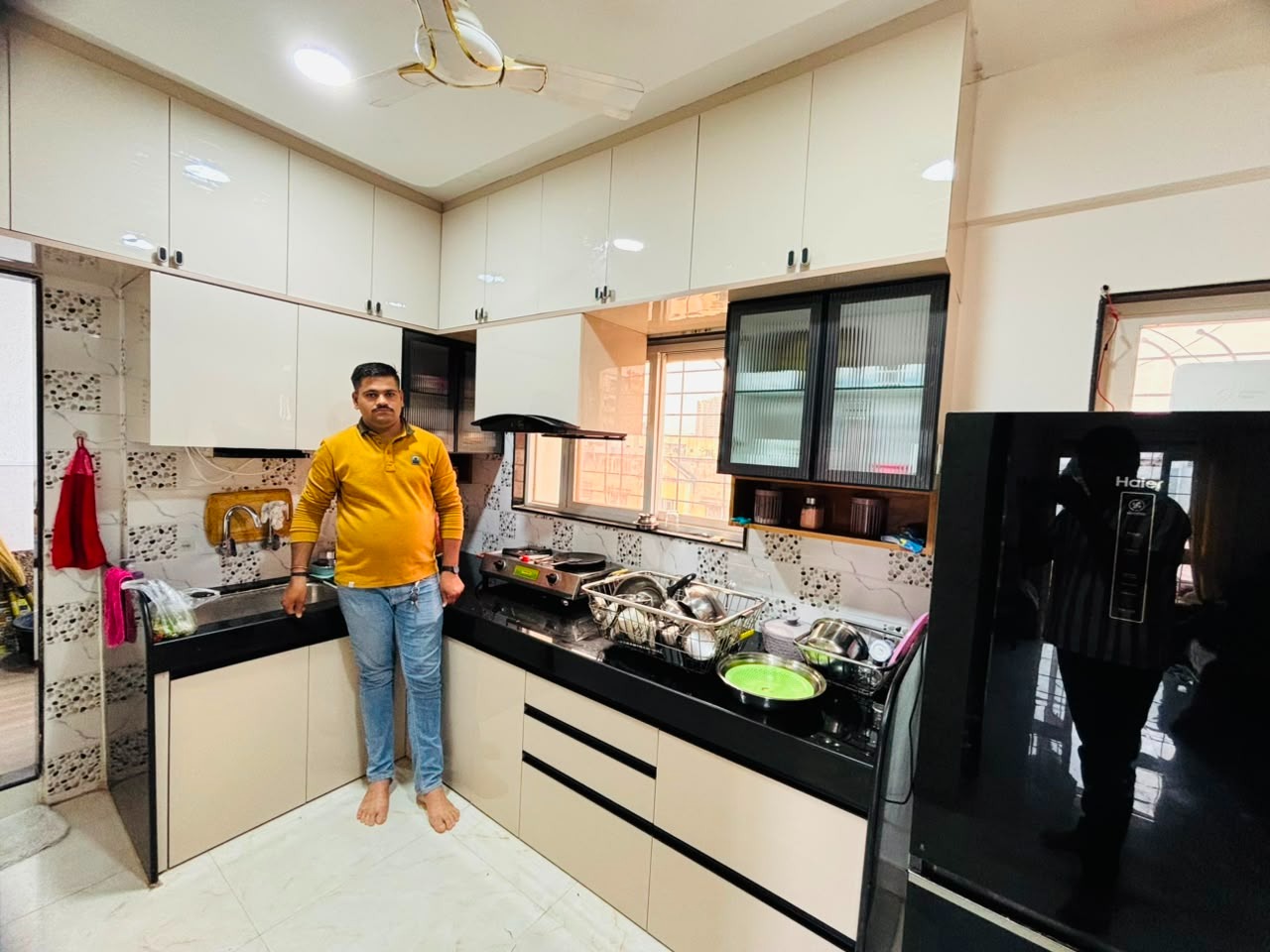 Modern Modular Kitchen in Wakad, Pune