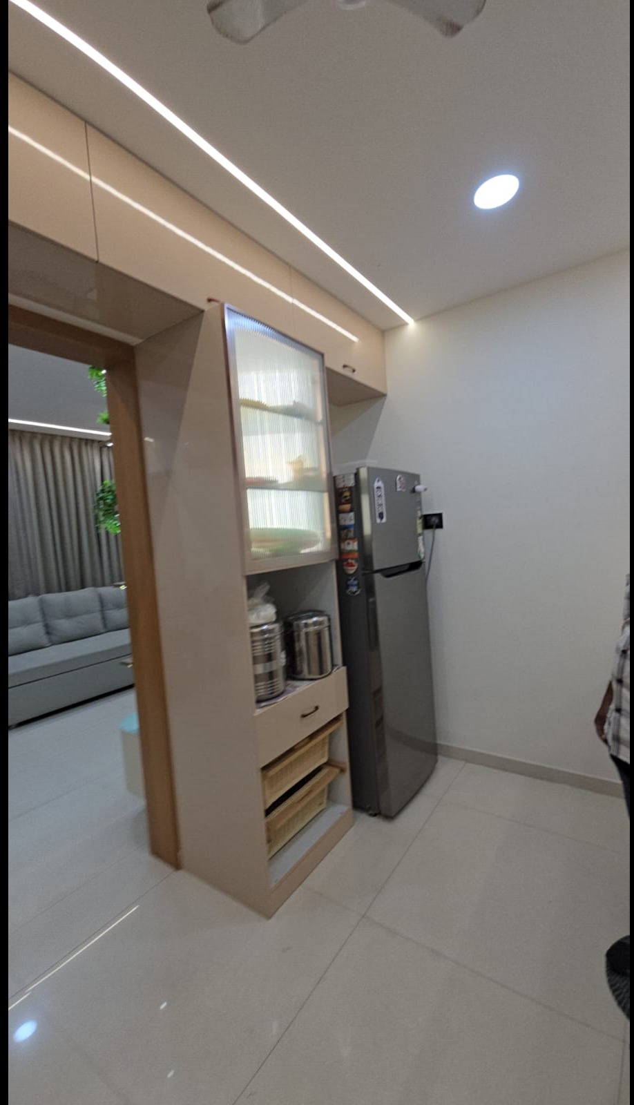 Sun Modular Kitchen provides customized modular kitchen and complete home interior solutions in Waka...