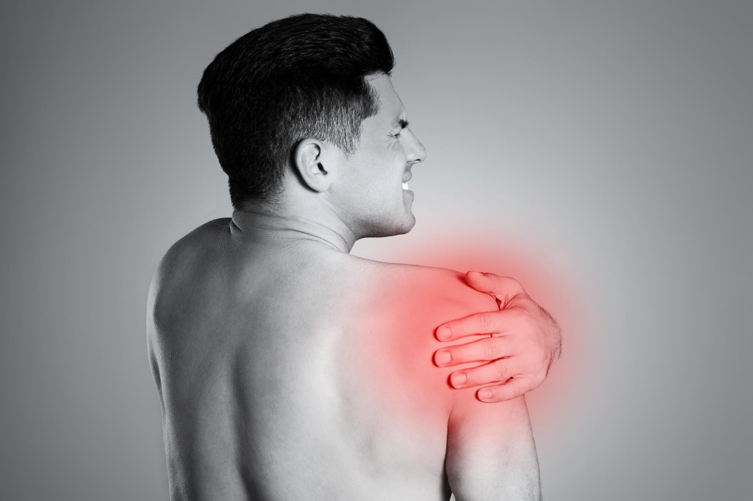 Signs Your Shoulder Pain Doctor Consultation Should No Longer Be Delayed