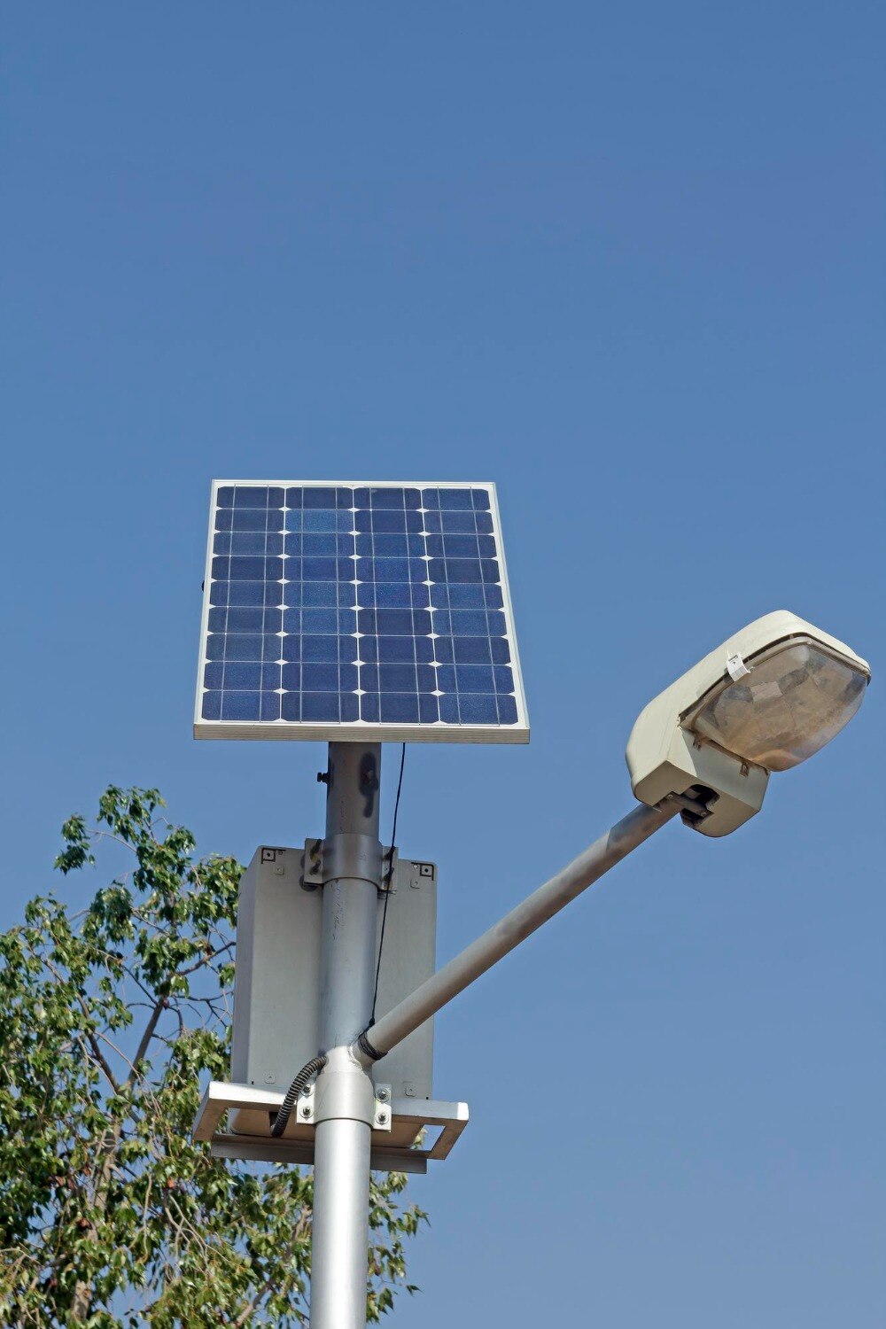 Solar Streetlight System: How It Provides Reliable Outdoor Lighting Using Solar Energy