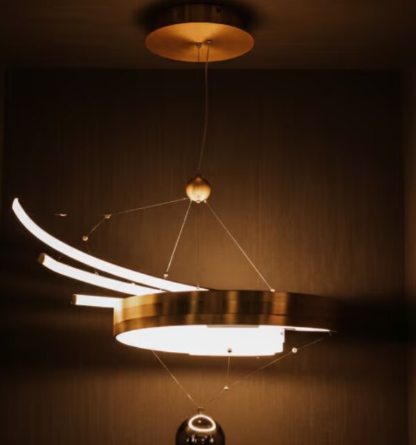 Chandelier IV Installation Problems to Ask About in Delhi