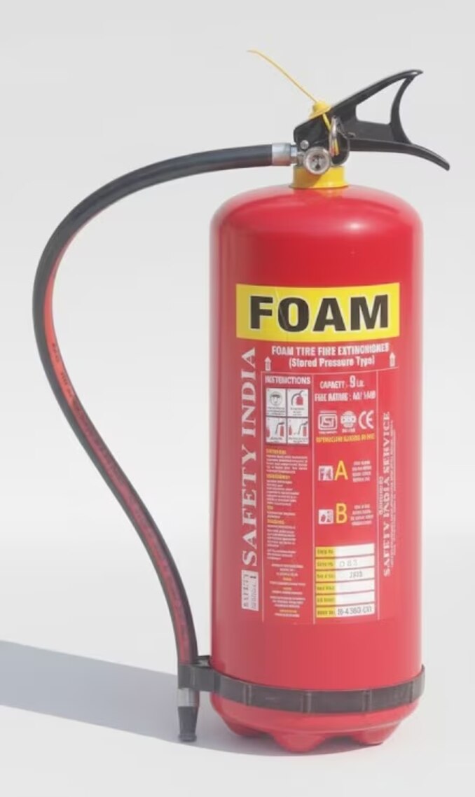 Foam Fire Extinguisher Uses for Flammable Liquid and Class A Fire Risks