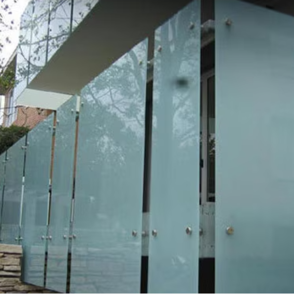 Extra Clear Glass in Chhattisgarh for Premium Interiors and Displays
