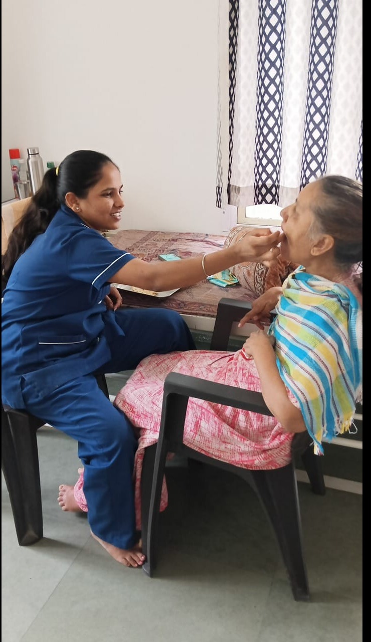 Signs an Elder Care Facility May Be the Right Next Step