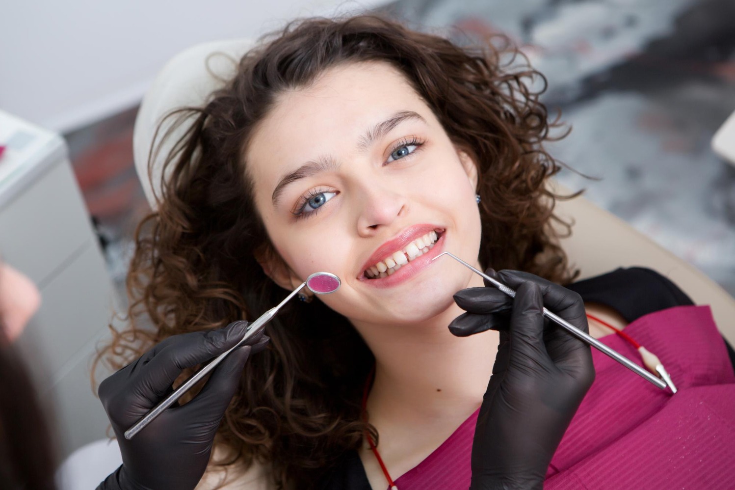 How a Smile Makeover Plan Balances Appearance With Long Term Dental Health
