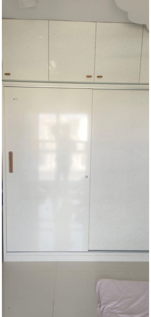 When Sliding Wardrobes Make Sense for Compact Bedrooms
