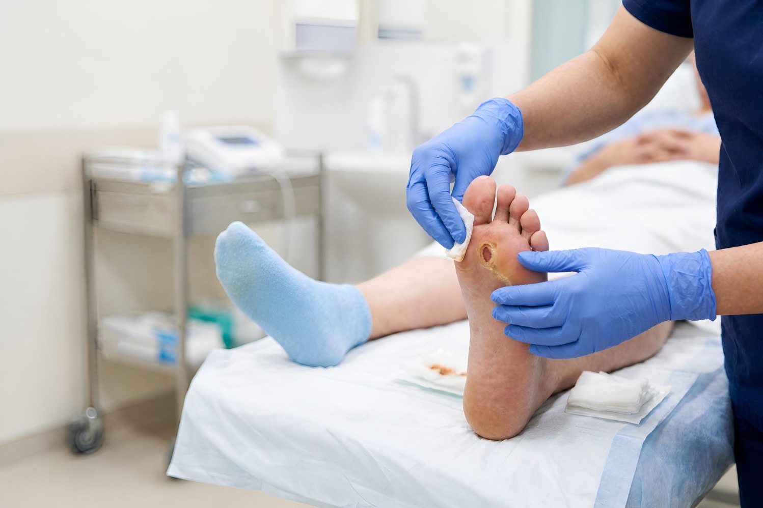 Diabetic Foot Treatment in Nagpur: When a Foot Wound Needs Surgical Attention