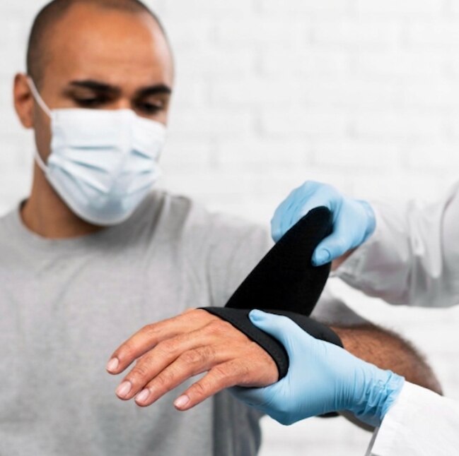 When Is Wrist Arthroscopy Recommended for Persistent Wrist Pain