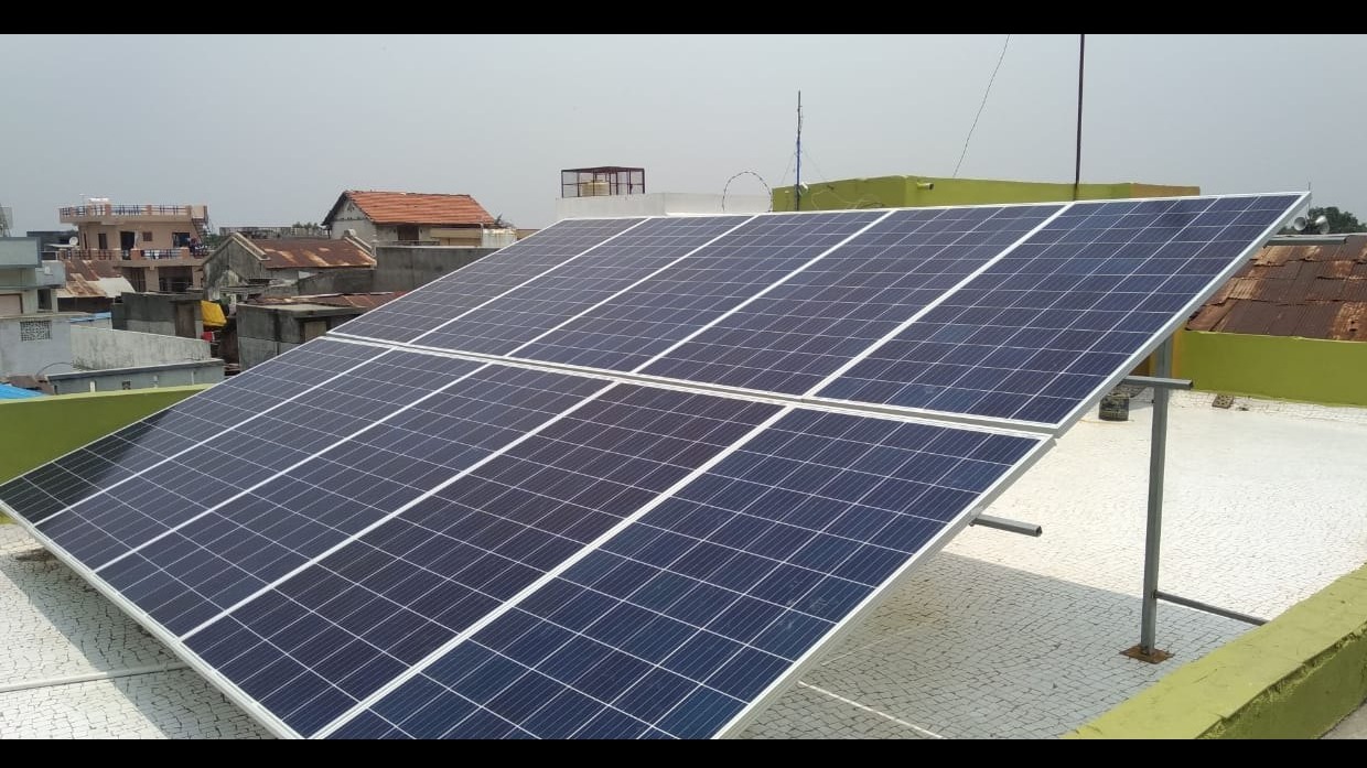 Solar Panel Installation Near Makka Nagar Society, Vejalpur, Ahmedabad