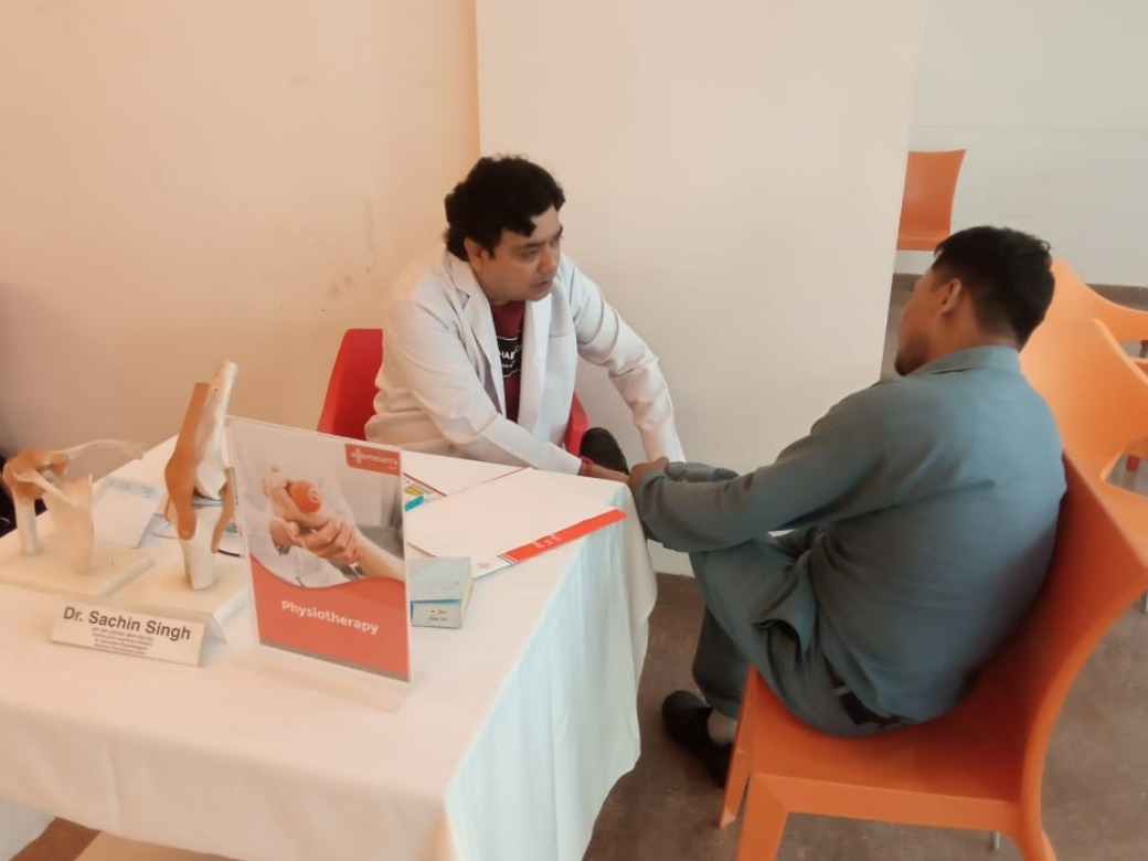 Frozen Shoulder Physiotherapy in DLF Phase 4 Gurgaon