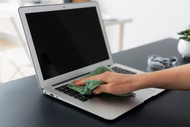 Refurbished Laptops or New Devices for Surveillance Camera Dealers in Pune