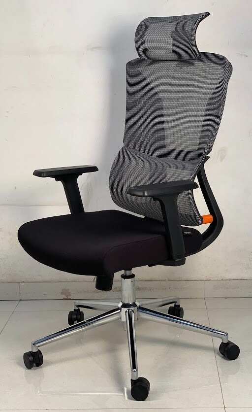 Important Features to Consider When Selecting a Revolving Chair Manufacturer for Your Office