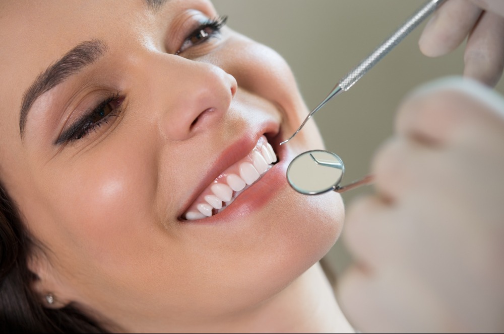 Cosmetic Dental Restoration in Diva Thane: What to Consider Before Improving Your Smile