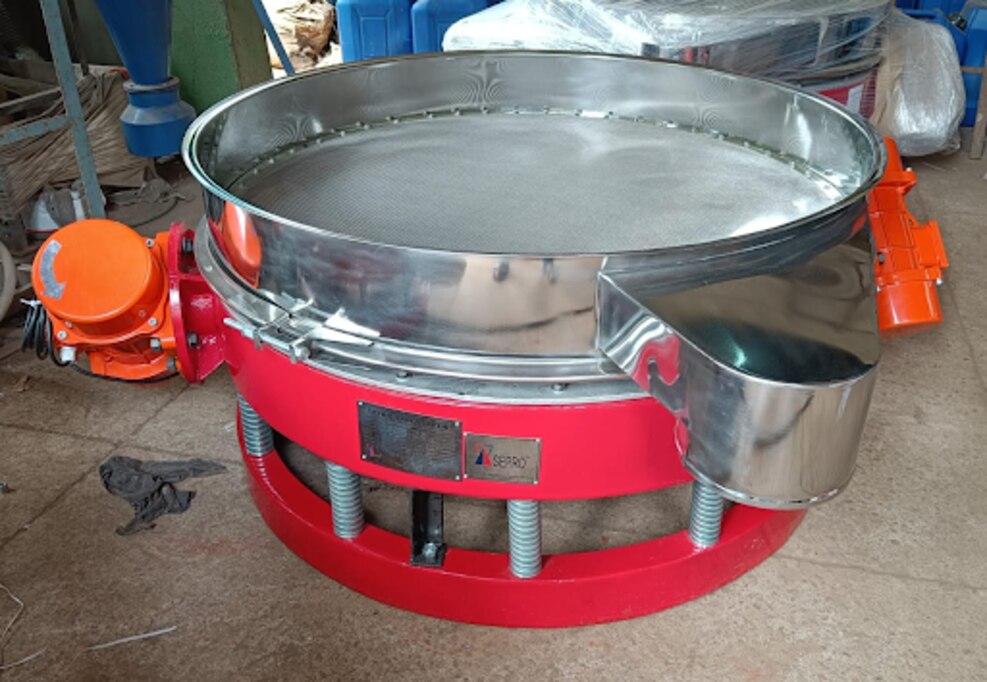 How a Detergent Powder Screening Machine Helps Remove Lumps and Improve Powder Uniformity