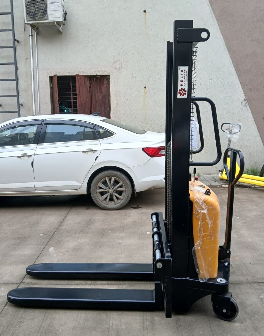 Battery Operated Stacker Manufacturer in India | Helix Engineers