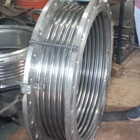 Metal Bellows Fabrication – Excel Bellows Metal bellows fabrication is an essential process for man...