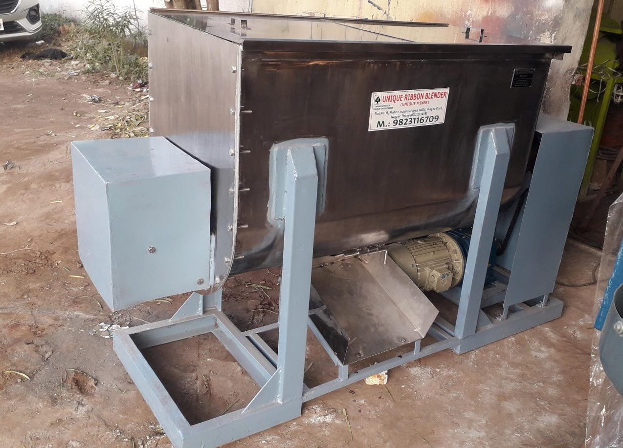 Ribbon blender machine manufacturer and supplier in Nagpur, Bhandara, Gondia, Chandrapur, Gadchiroli...