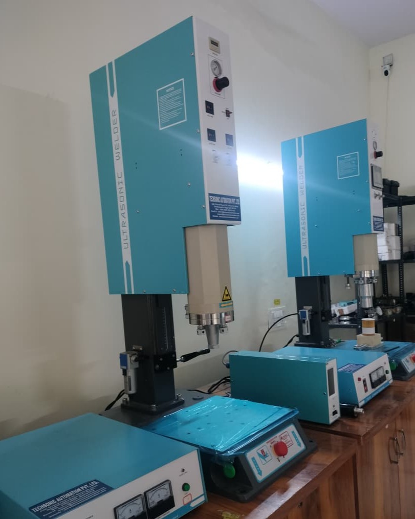 Plastic Parts Welding Machine