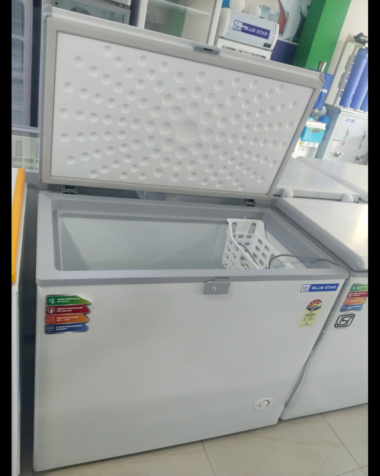 Blue Star Deep Freezer In Tirupur