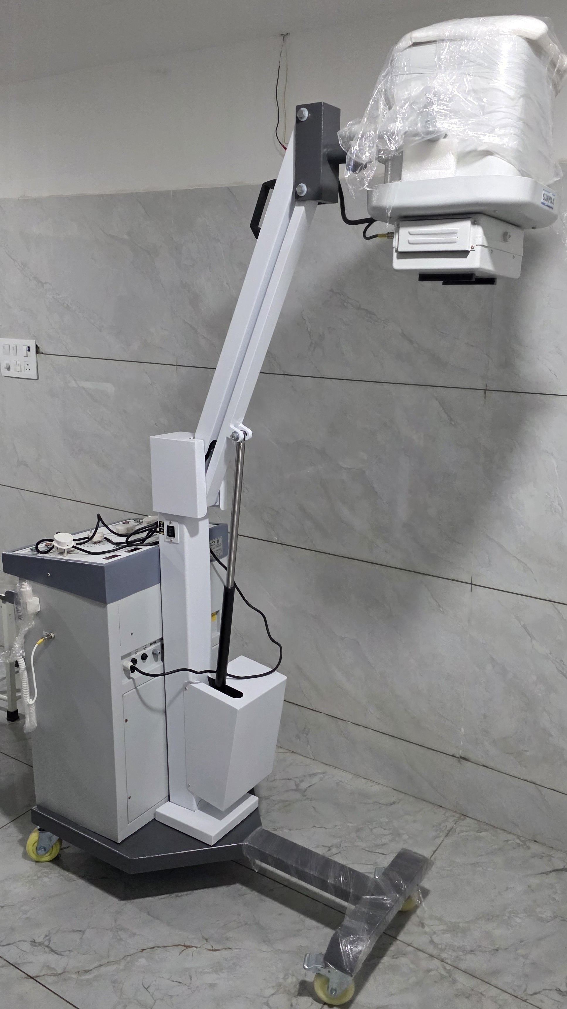 100MA portable X ray machine available
