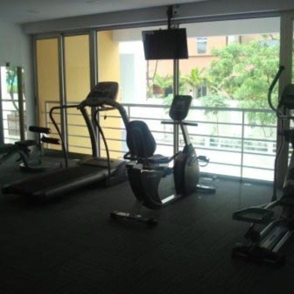 Instant booking. With all amenities like gym, laundry, kitchen, Wi-Fi, 24 hr housekeeping.