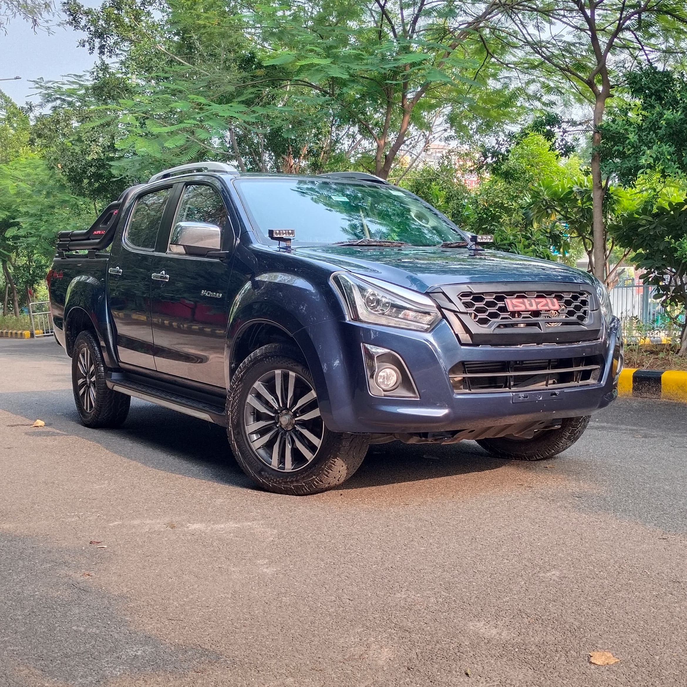 ISUZU V-CROSS Z PRESTIGE 4X4 2023® Apr.
