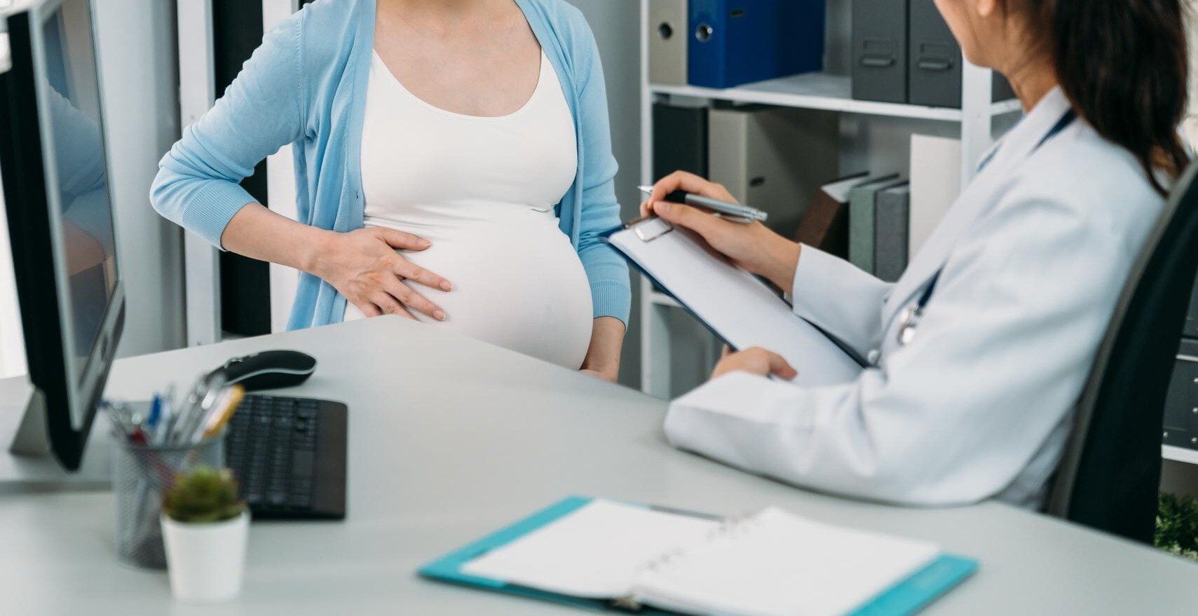 High Risk Pregnancy Specialist Managing Pregnancy Complications With Timely Medical Monitoring