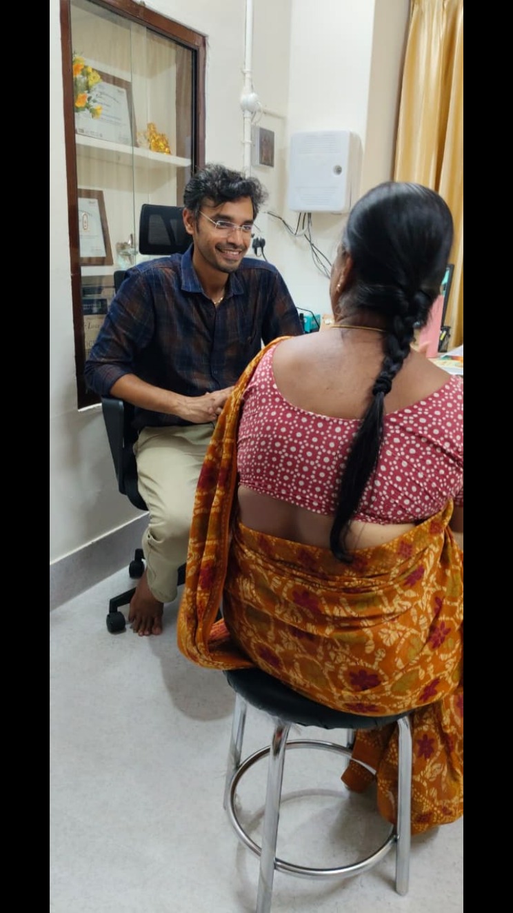 Knee Ligament Doctor Tennur main image