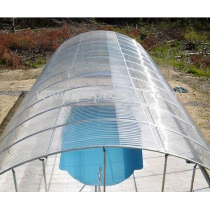 How to Choose a Multiwall Sheet Supplier for Commercial Roofing Projects