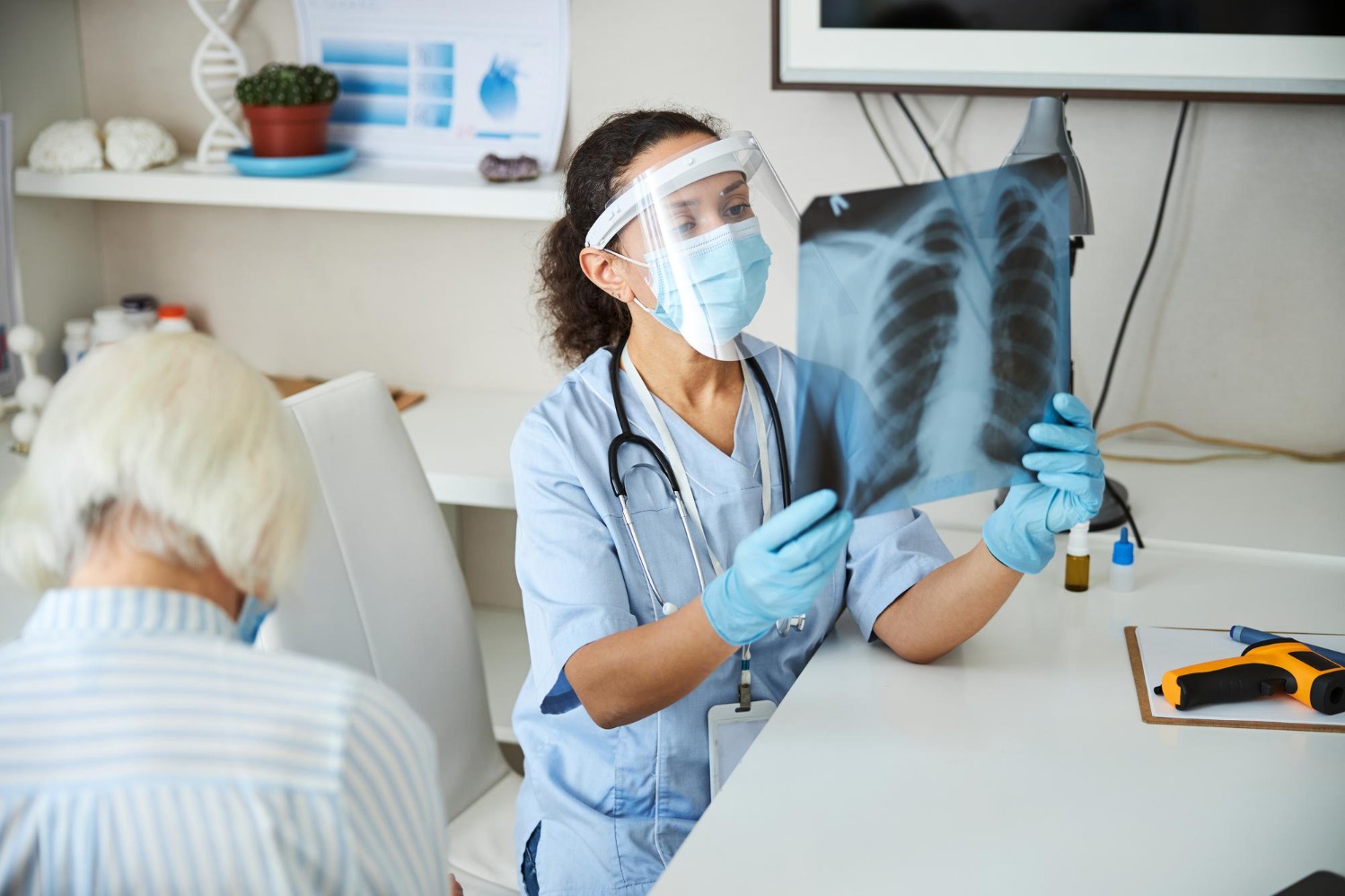 Chest Specialist Doctor in Nagpur: What Persistent Cough Can Tell You