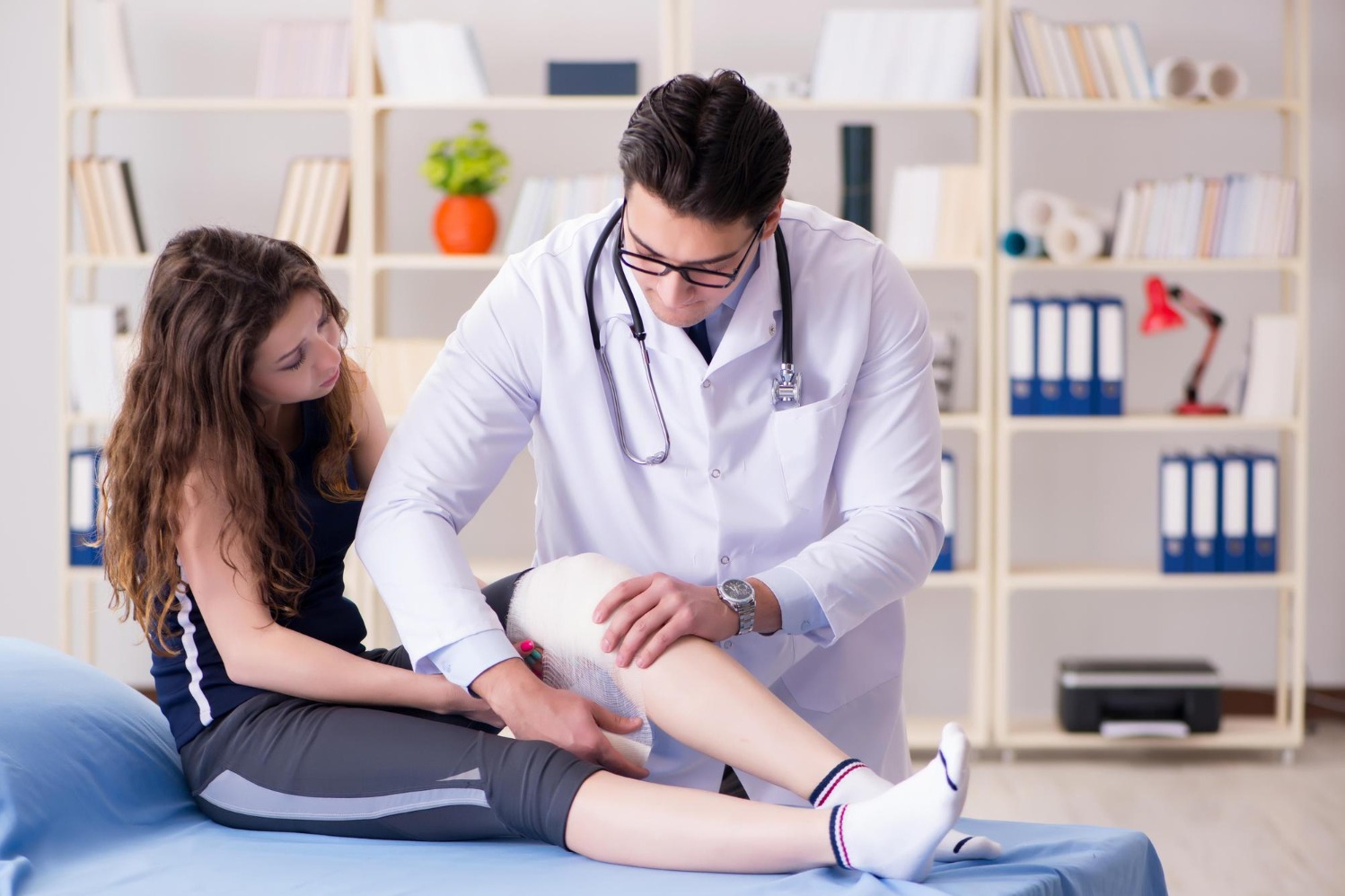 Best Sports Injury Doctor in Pune What to Check Before Returning to Activity