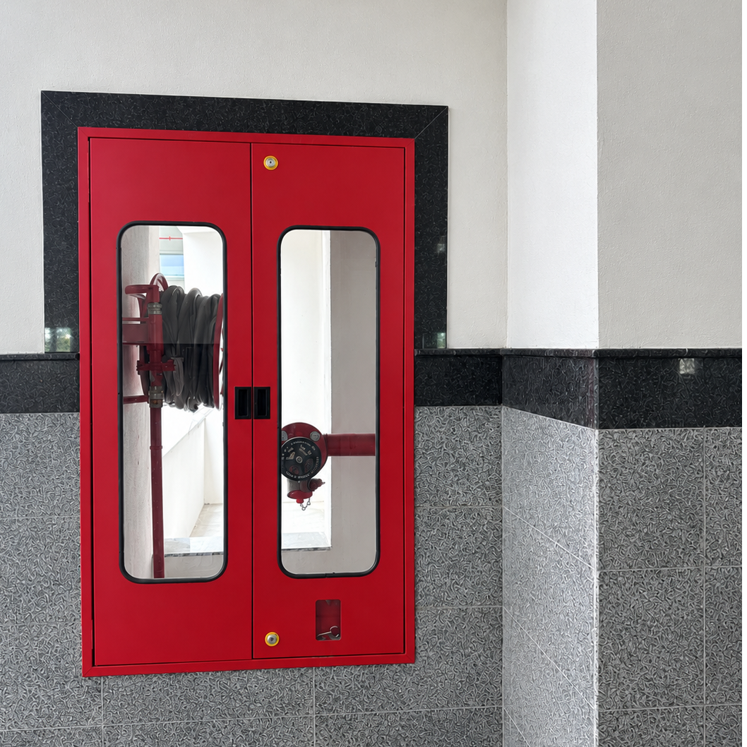 DOUBLE DOOR WALL
Double Door Fire Hose Cabinet made of Mild Steel (MS) with a fire red powder-coated...