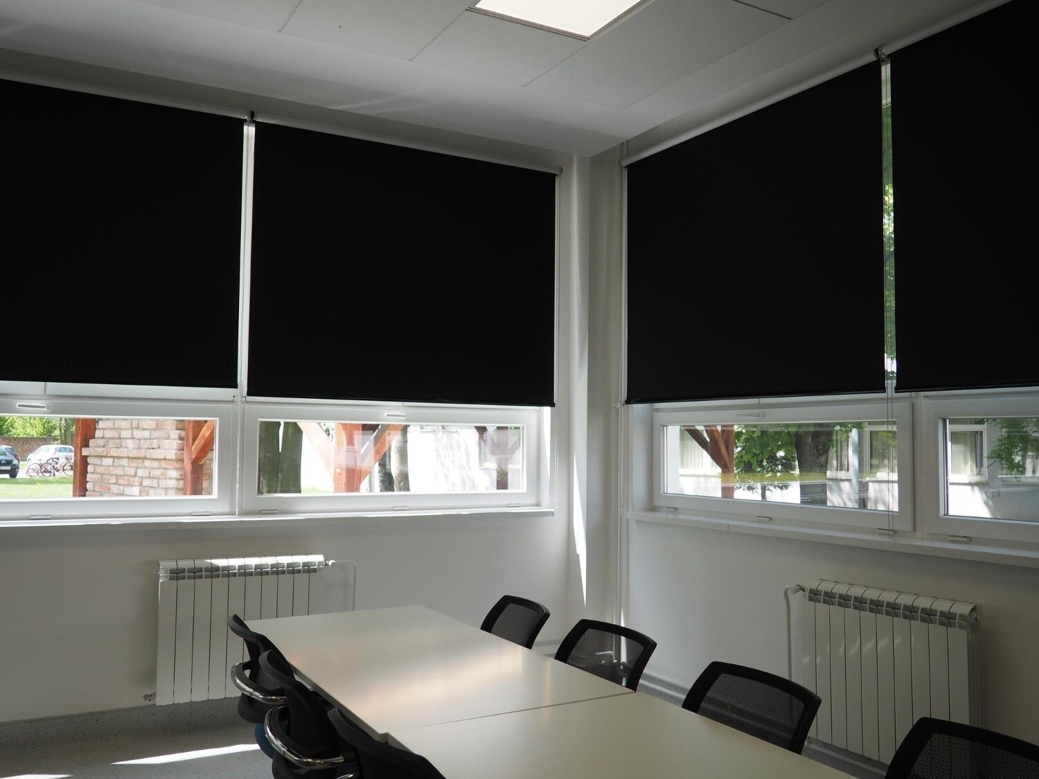 Roller Blinds or Blackout Blinds for Bengaluru Bedrooms