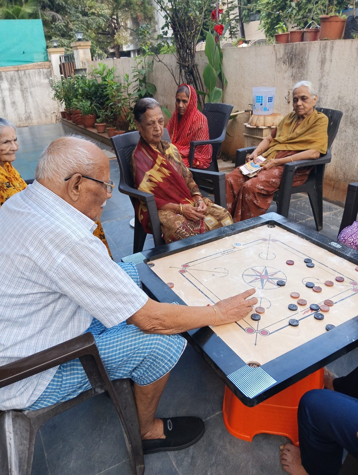 What to Consider When Comparing Retirement Homes for a Comfortable Lifestyle