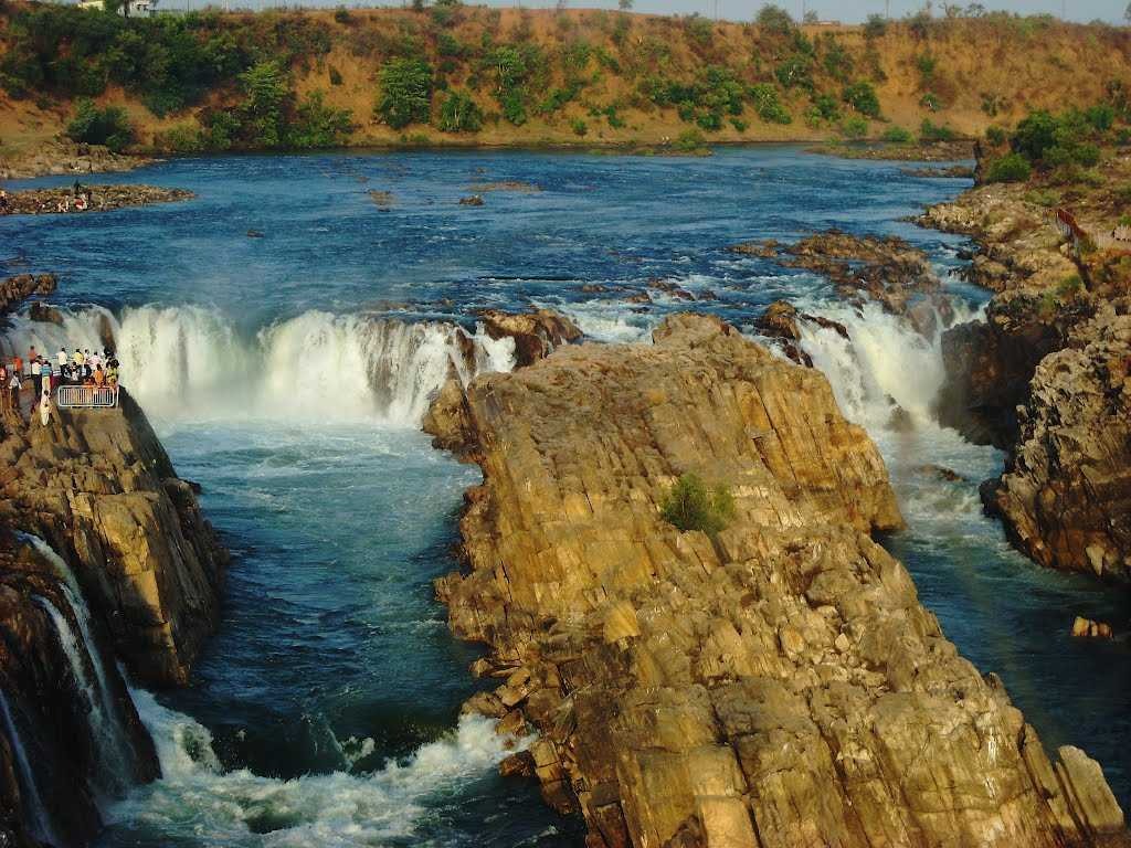 Tourist places in Madhya Pradesh
Bhedaghat
Bhedaghat Tourism
Bhedaghat is known for the Dhuandar ...