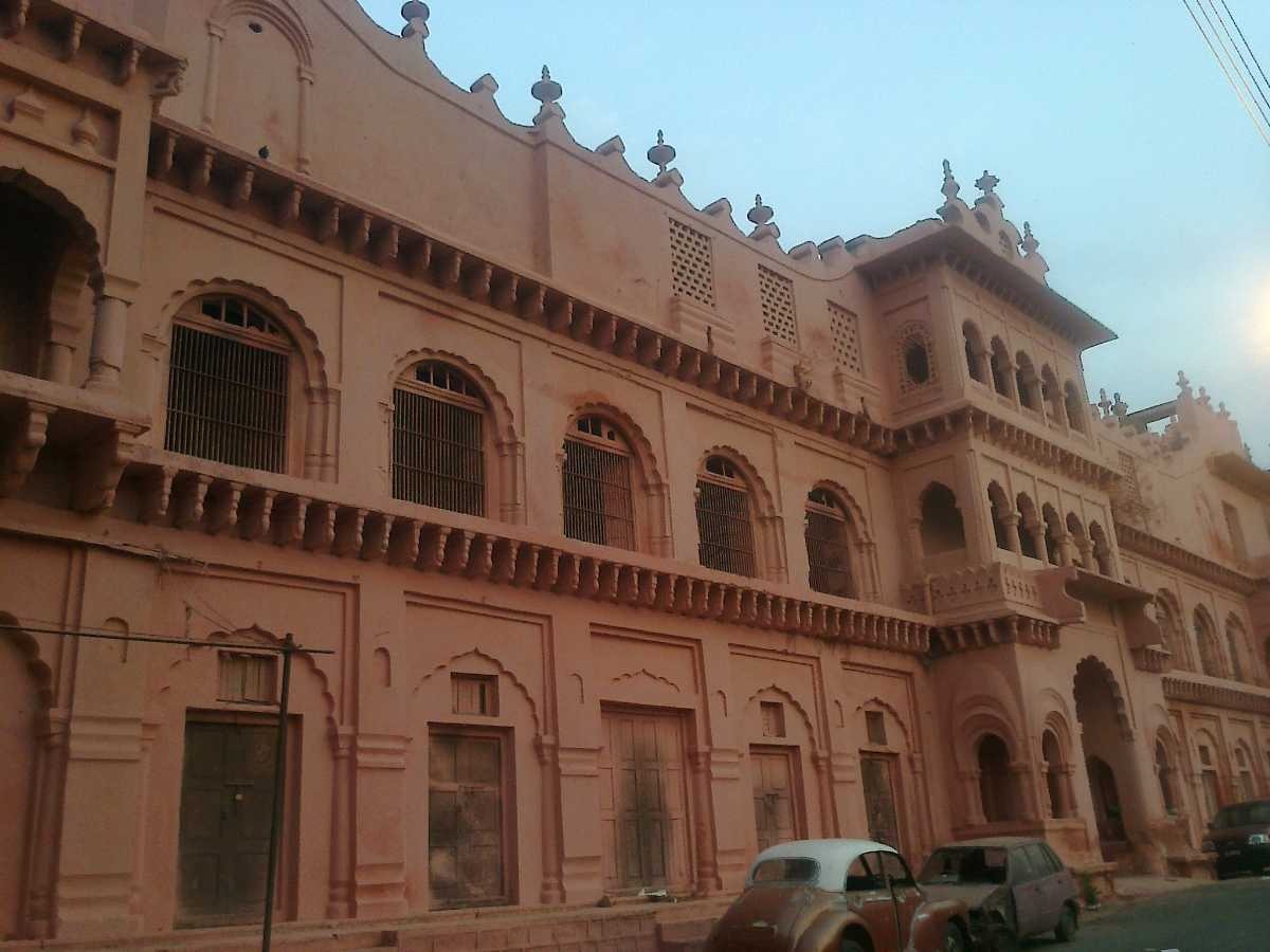 Tourist places in Madhya Pradesh
Bhopal
Bhopal Tourism
The capital city of Madhya Pradesh, Bhopal...