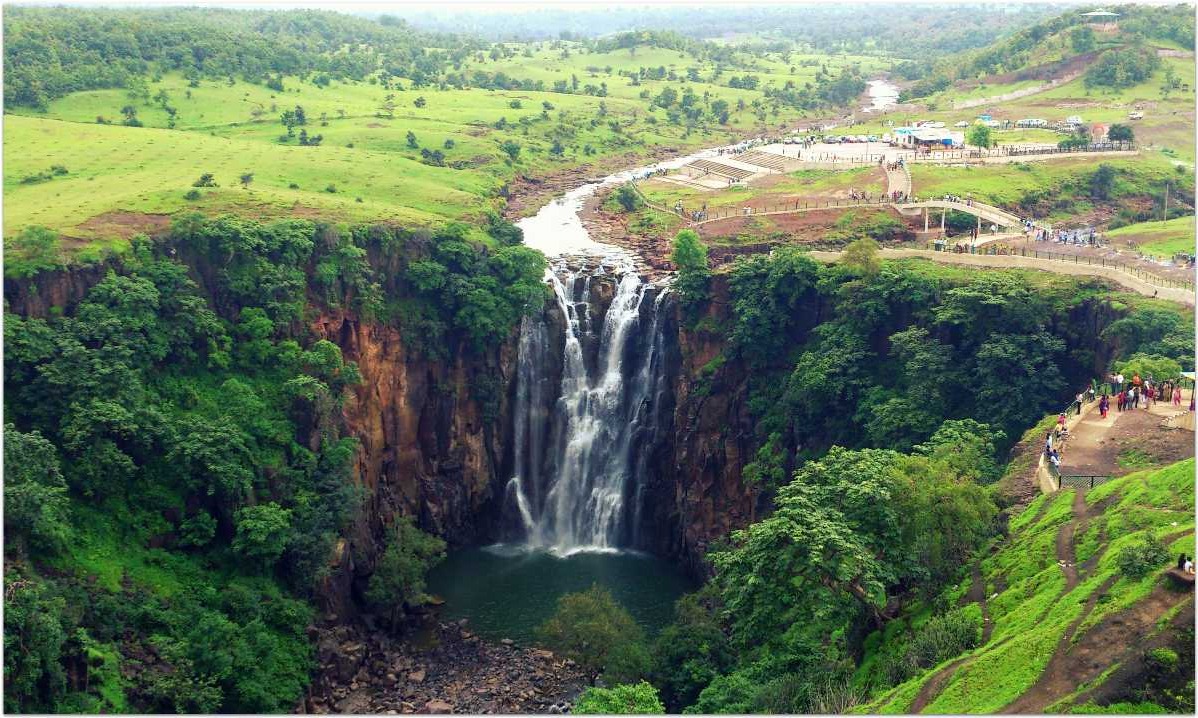 Tourist places in Madhya Pradesh
Patalpani Waterfalls
Patalpani Waterfalls, Indore Overview
The P...